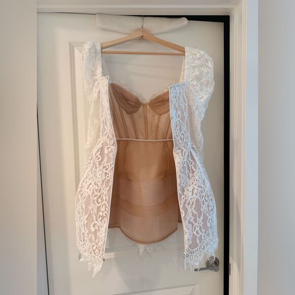 NWOT BRONX AND BANCO Colette White Lace Long Sleeve Mini Wedding Bridal Dress - Picture 7 of 16